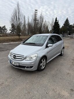 Mercedes Benz B 200 TURBO - AUTOMAT