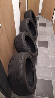 235/45/17 Pirelli P7