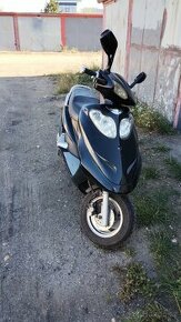 Skutr JONWAY 125/150ccm - 1