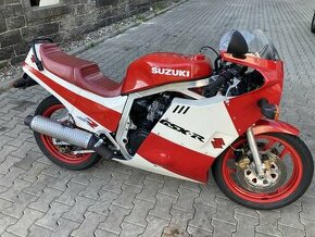 SUZUKI GSXR 750, r.v. 85, GR75AD, 74kw - 1