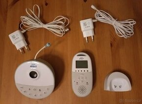 Chůvička Philips Avent SCD580