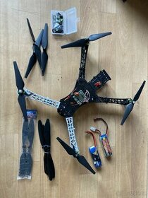 Dron, Quadcopter, domácí stavba - 1