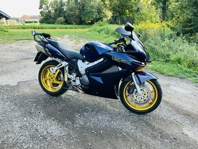 Honda VFR 800 VTEC