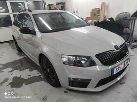 Škoda Octavia 3 RS combi 2.0Tdi 135KW DSG NAVI LED XENON