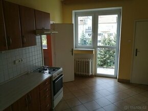 Pronájem 3+1, ulice Merhautova, Černá Pole, 80 m2, balkon, k - 1