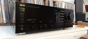 AKAI AM-32 Stereo Integrated Amplifier / Loudness