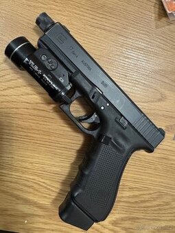 Glock 17 MOS se závitem - 1