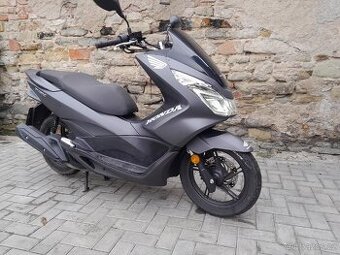 Honda pcx 125