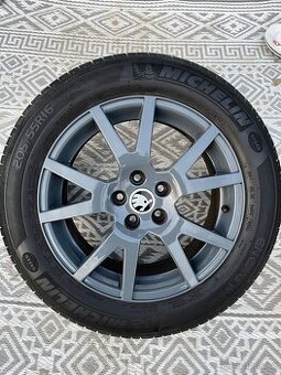 Pneu 205/55 r16