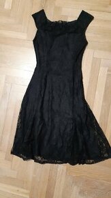 Černé krajkované šaty Yessica