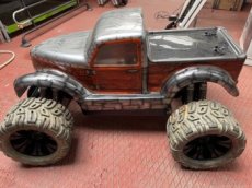 Monstertruck 1 : 5 benzin