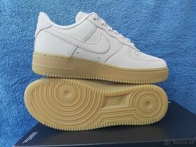 Tenisky NIKE AIR FORCE 1 PRM MF, vel. 39