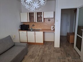 Pronájem bytu 1+kk 20 m2 Kamenická ulice, Děčín