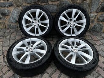 Letní sada Octavia r17 Triu 5x112