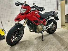 Ducati Hypermotard 1100 s / 9.200 km / Termignoni