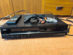 Prodám videorecorder JVC Model HR-D321EE - 1