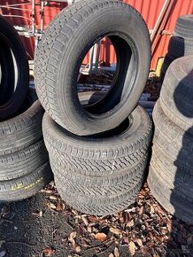 215/65/16C bridgestone zimni