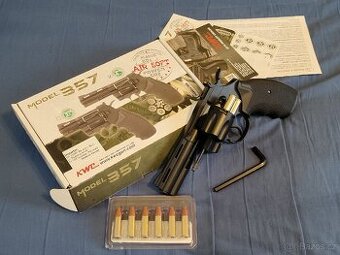 Airsoft revolver 357 KWC