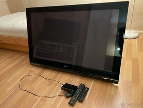 LG TV uhl.103cm + set top box Sencor.