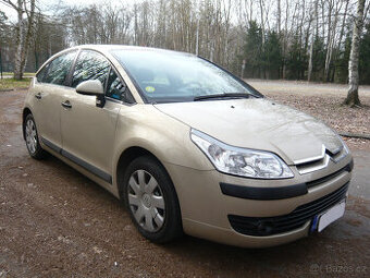 Citroen C4 16 ventil 1 maji nejetý v zimě