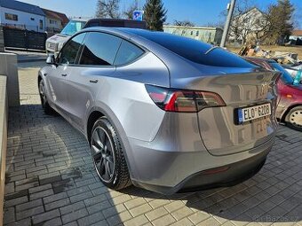 Tesla Model Y 12/2024 QuickSilver Dual motor 378kw / 514ps