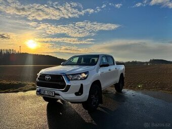 Toyota Hilux Active 2.8D AT 2024