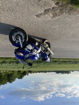 Yamaha r6 - 1