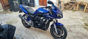 Yamaha FZS 600 Fazer