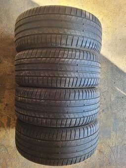 245/45 R19 bridgestone