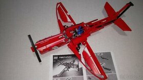 Lego Technics: Letadlo, Bagr, Jeřáb, figurky, autíčka, kybl - 1