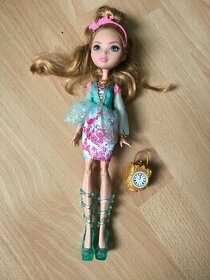 EVER AFTER HIGH Ashlynn Ella