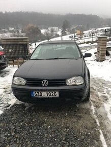 VW Golf - 1