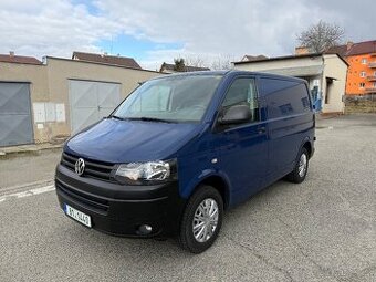 VW transporter T5.1, 2,0 tdi 103 kw, 2015, TZ, 213 tis. km