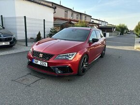 Leon cupra 300 st 4x4