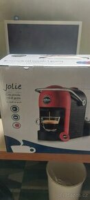 Kávovar Lavazza A Modo Mio Jolie Red