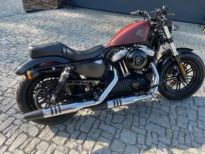 HARLEY DAVIDSON FORTY - EIGHT XL 2