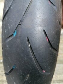 Prodám sadu gum bridgestone na silniční moto, viz foto - 1