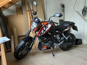 KTM DUKE 125, r.v. 2011 - 1