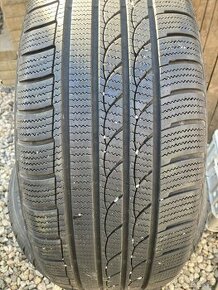 Zimní pneu 215/50R17 95V XL - 1