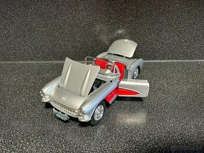 Chevrolet Corvette C1 1957 1:18