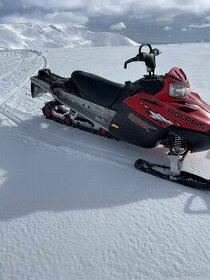 polaris RMK 900 R