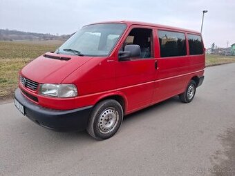 VW Transporter T4 2.5 TDI 65kw 6míst Model 2002,..-