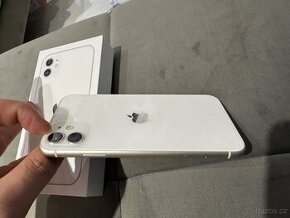 iPhone 11 128 gb top stav