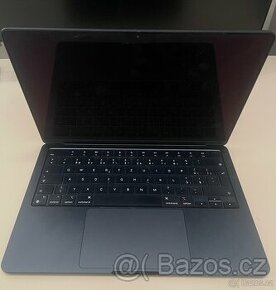 MacBook Air 13,6", 10-Core / M3 čip / 16GB / 512GB SSD - 1