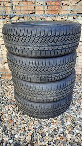 Zimní pneu 215/50R19