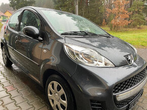 Peugeot 107 automat jen 13000km