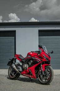 Honda CBR650R 2022 - v TP 35KW, laděný výfuk, nebouraná