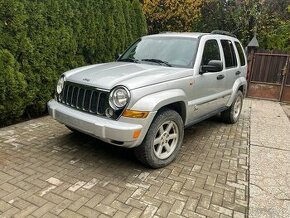 Jeep Cherokee kj 2.8 CRD - 1