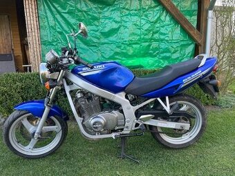 Suzuki GS500