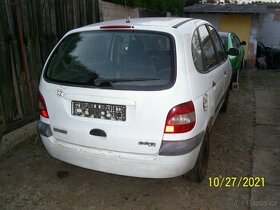 renault scenic - 1